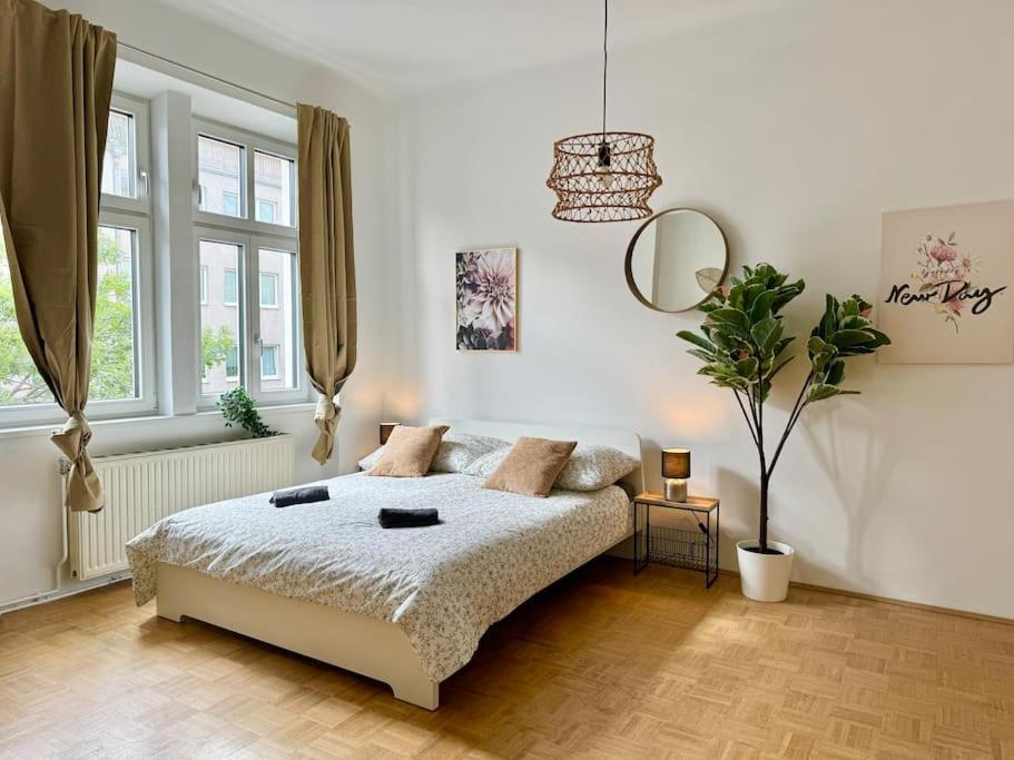 130 M2 Stylish 5 Bedroom * Vienna
